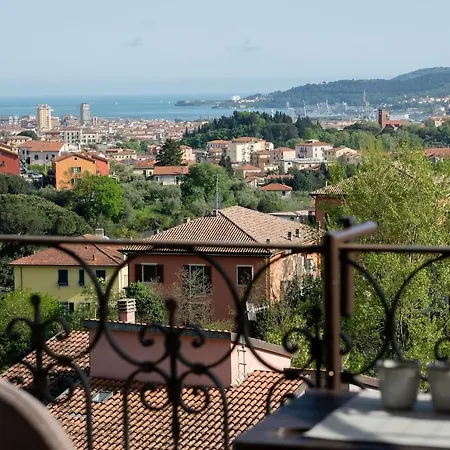 Residenza La Guercia Seaview 5 Terre Ac * Специя